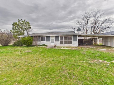 Photo of 9845 N Highway 52, Horseshoe Bend, ID 83629 (MLS # 98978516)