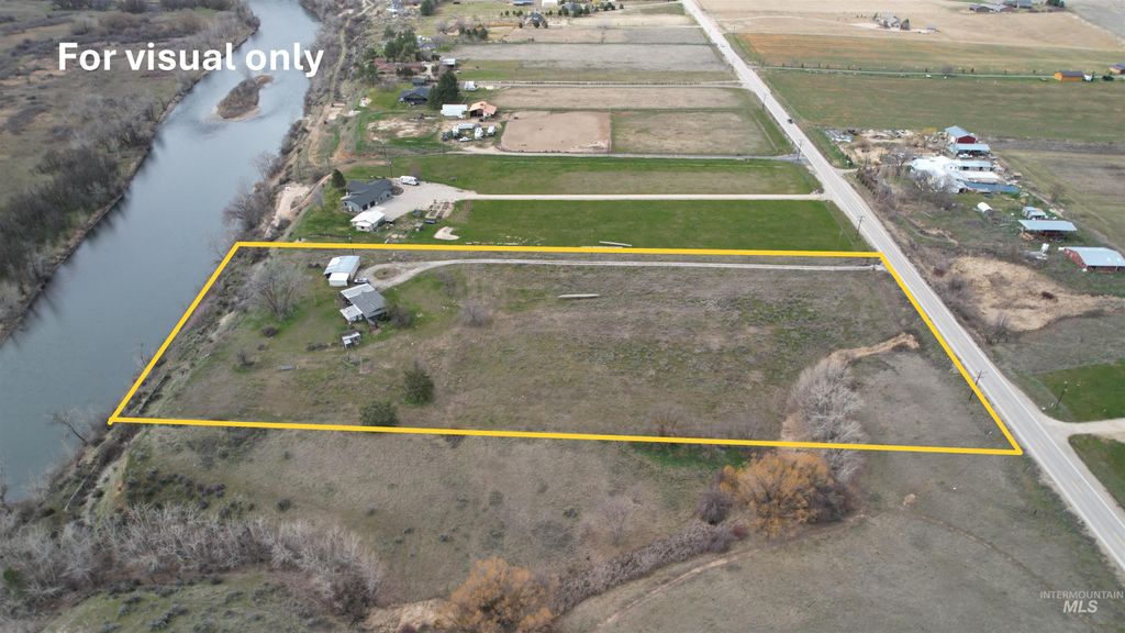 Photo of 9845 N Highway 52, Horseshoe Bend, ID 83629 (MLS # 98978516)