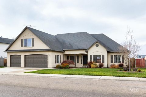 Photo of 3029 NW 3rd St, Meridian, ID 83646 (MLS # 98970311)