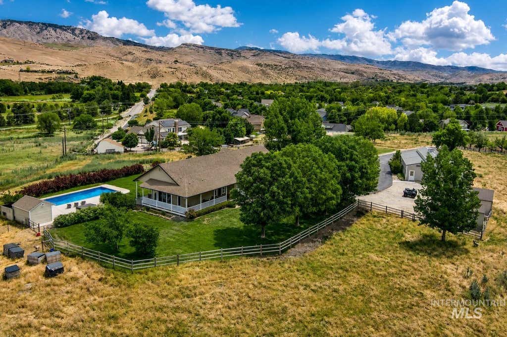 Photo of 13600 N Seaman Gulch Rd, Boise, ID 83714 (MLS # 98990041)