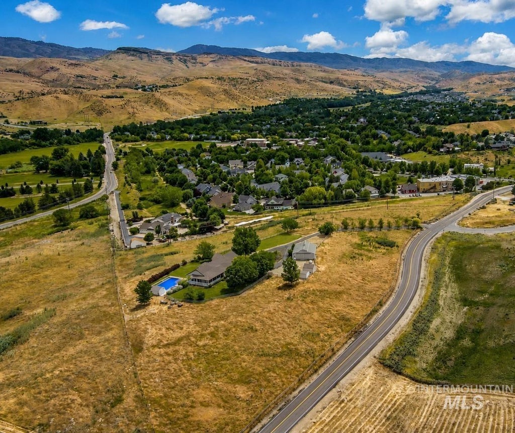 Photo of 13600 N Seaman Gulch Rd, Boise, ID 83714 (MLS # 98990041)