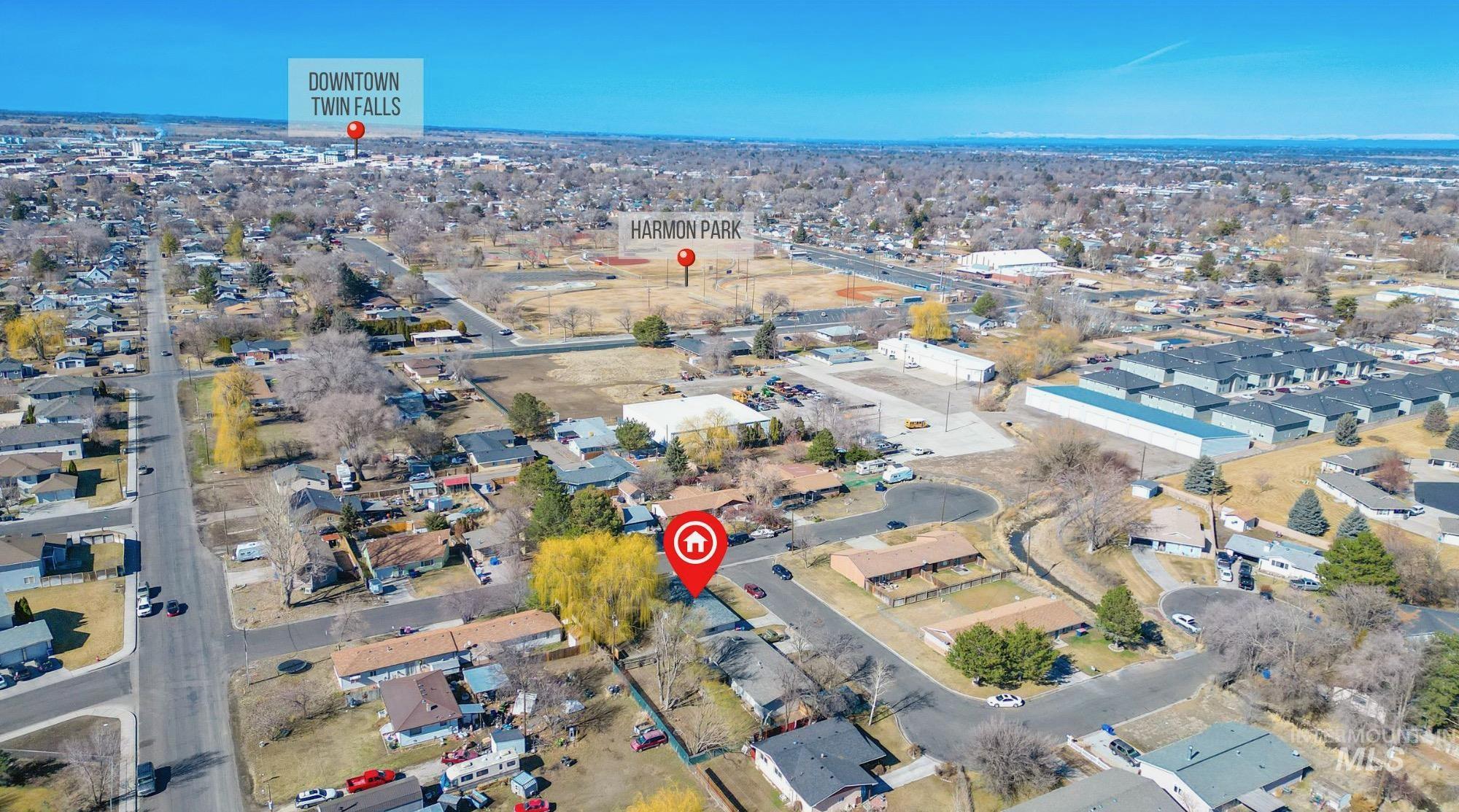 Twin Falls, Idaho 83301, United States, 3 Bedrooms Bedrooms, ,2 BathroomsBathrooms,Residential,Pending,79398