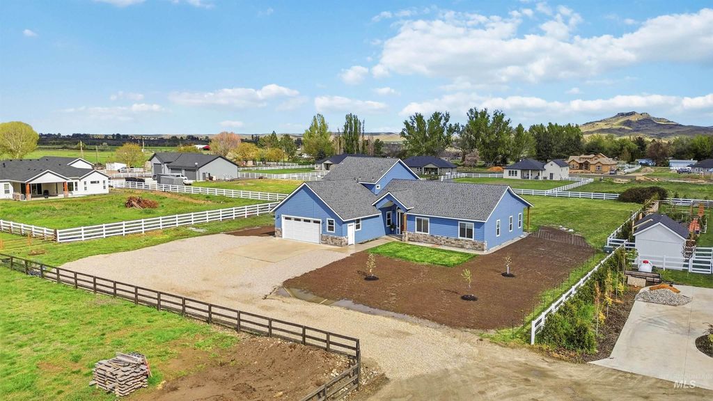 Photo of 1425 Connelly Ln, Emmett, ID 83617 (MLS # 98982492)