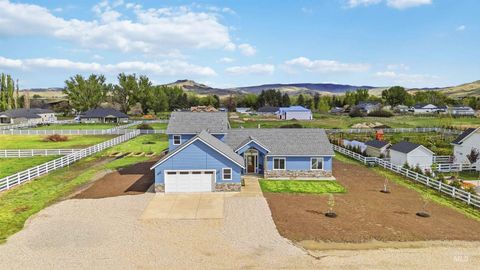 Photo of 1425 Connelly Ln, Emmett, ID 83617 (MLS # 98982492)