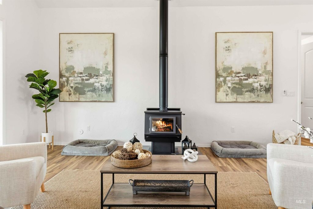 Photo of 1425 Connelly Ln, Emmett, ID 83617 (MLS # 98982492)