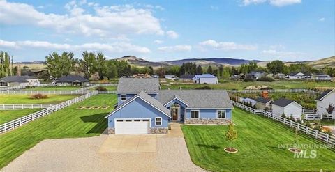 Photo of 1425 Connelly Ln, Emmett, ID 83617 (MLS # 98982492)