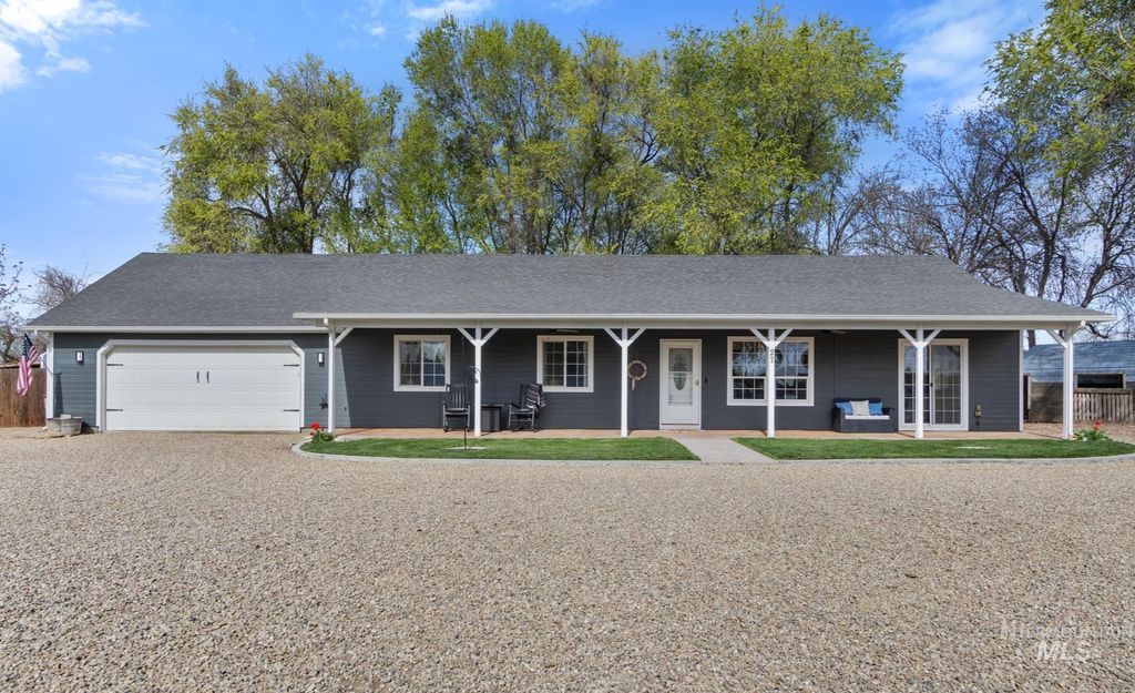 Photo of 27 N Pit Lane, Nampa, ID 83687 (MLS # 98981321)