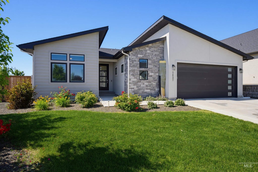 Photo of 1457 W Tenzing St, Nampa, ID 83686 (MLS # 99002074)