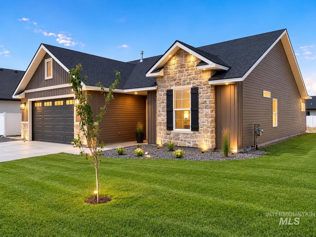 Photo of 1022 Paintbrush Ave, Kimberly, ID 83341 (MLS # 98996749)