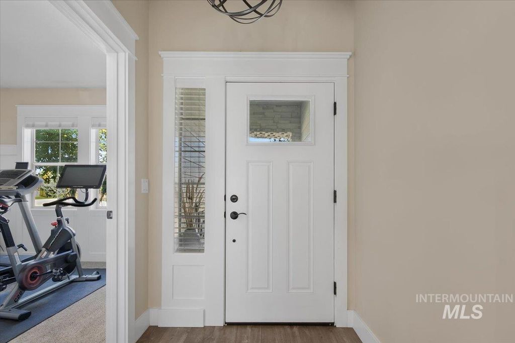 Photo of 463 E Sicily Dr, Meridian, ID 83642 (MLS # 98963512)