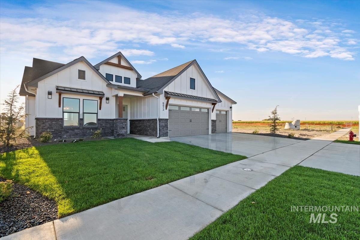 6872 N Valley Breeze Avenue, Meridian, Idaho image 5