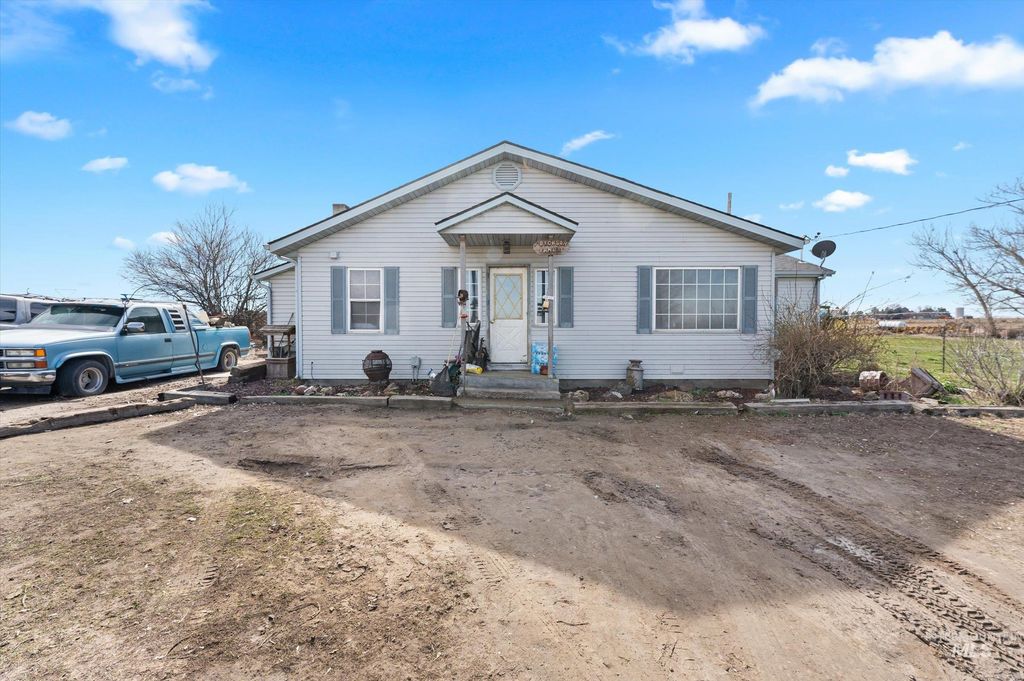 Photo of 20286 Travis Rd, Wilder, ID 83676 (MLS # 98977423)