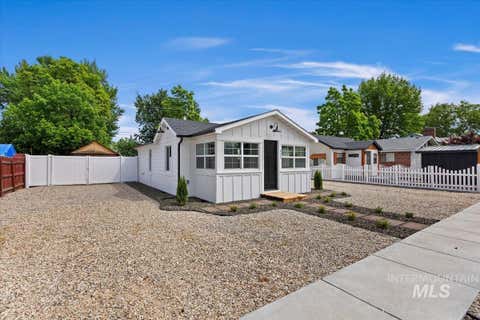 Photo of 312 E. Idaho Ave, Meridian, ID 83642 (MLS # 98991949)