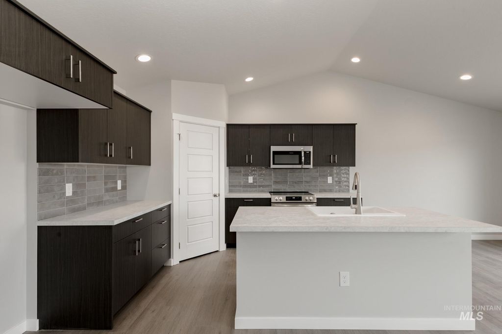 Photo of 7248 E Marble Springs Dr, Nampa, ID 83687 (MLS # 98968366)