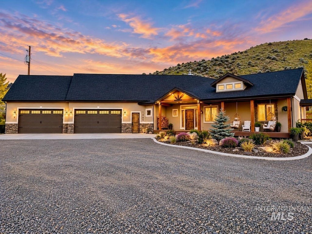 Photo of 1585 Gentry Ln, Weiser, ID 83672 (MLS # 99001538)