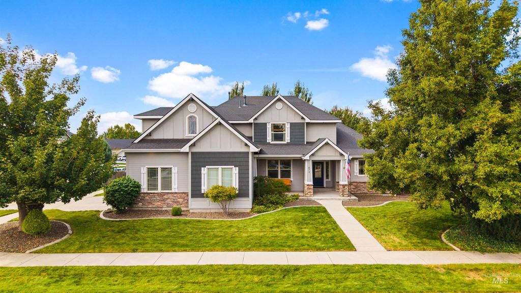 Photo of 473 N Paddington Pl, Star, ID 83669 (MLS # 98963627)
