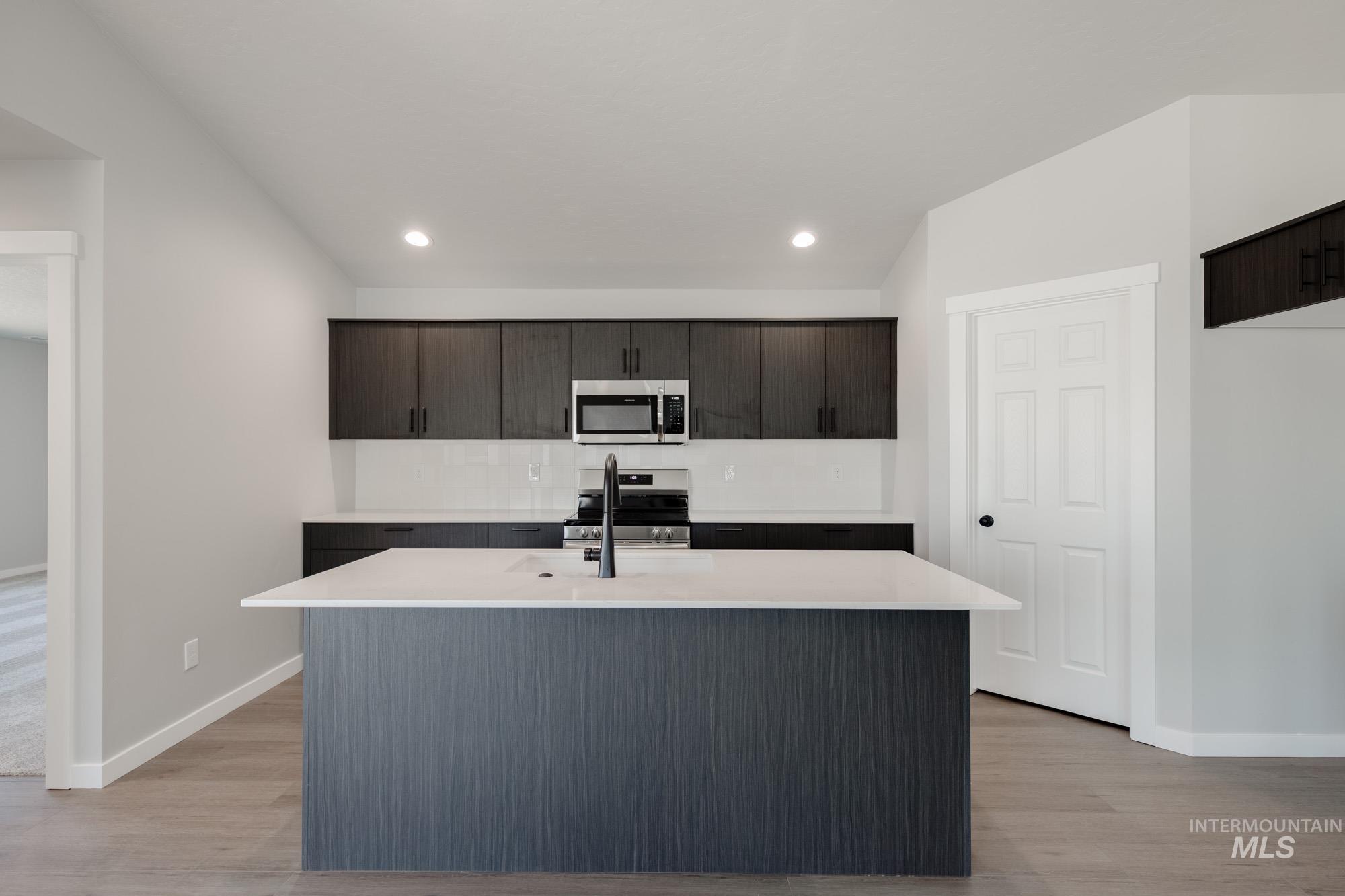 18481 N Monkshood Ave