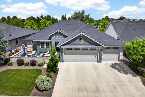 Photo of 3816 E Fratello St, Meridian, ID 83642 (MLS # 98986224)