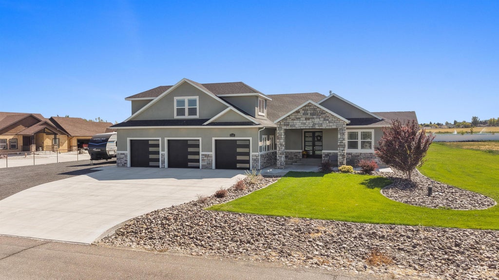 Photo of 2547 E 3769 N, Twin Falls, ID 83301 (MLS # 99000622)