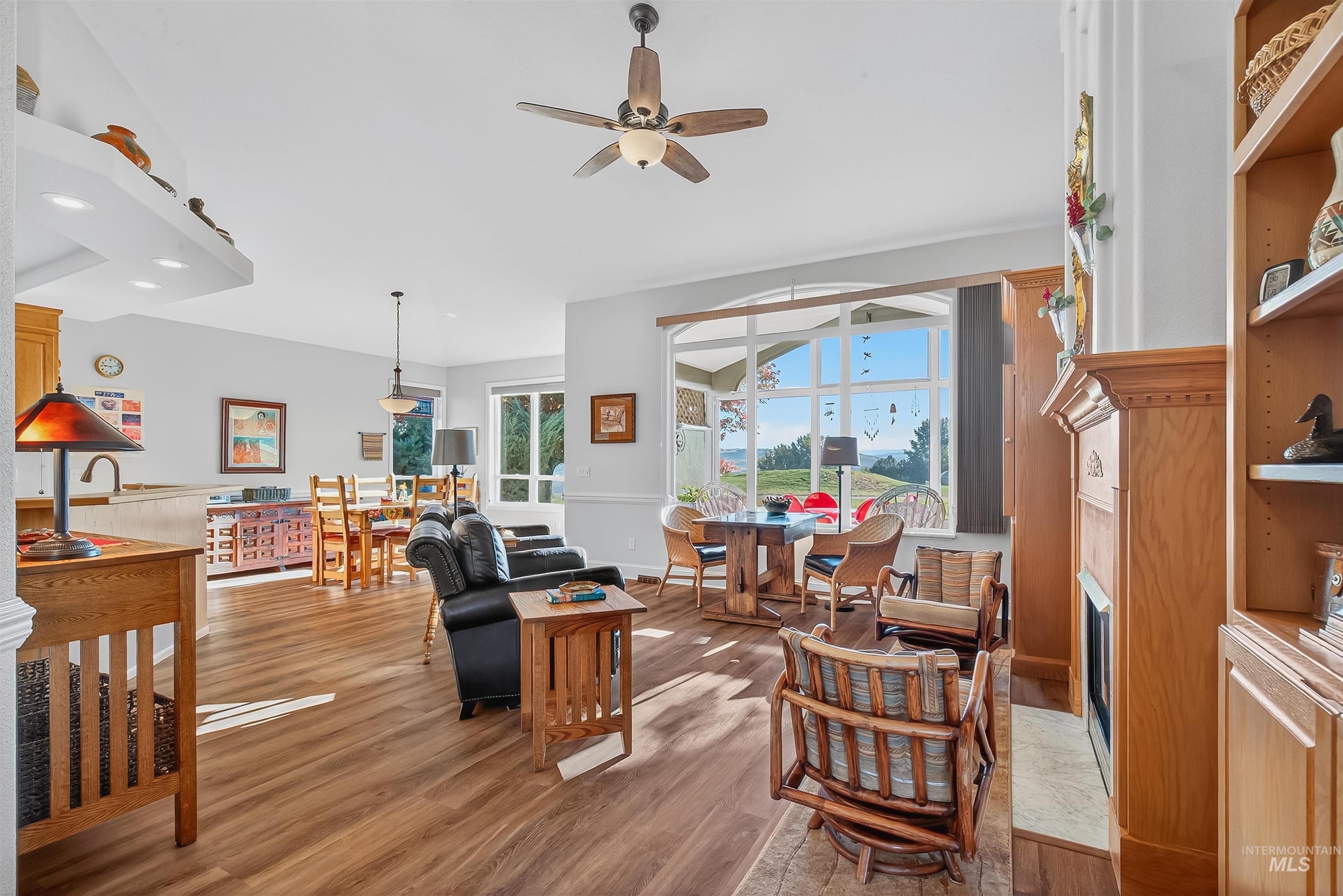 3775 Swallows Nest Ct