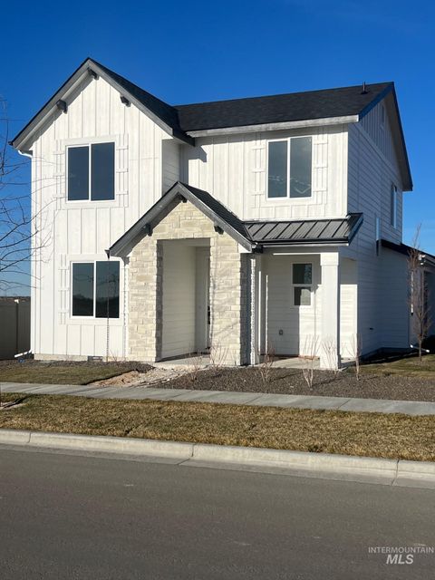 Photo of 410 Mayfield Springs Blvd, Boise, ID 83716 (MLS # 98962081)