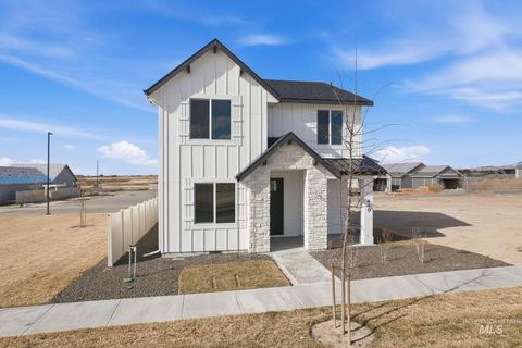 Photo of 410 Mayfield Springs Blvd, Boise, ID 83716 (MLS # 98962081)