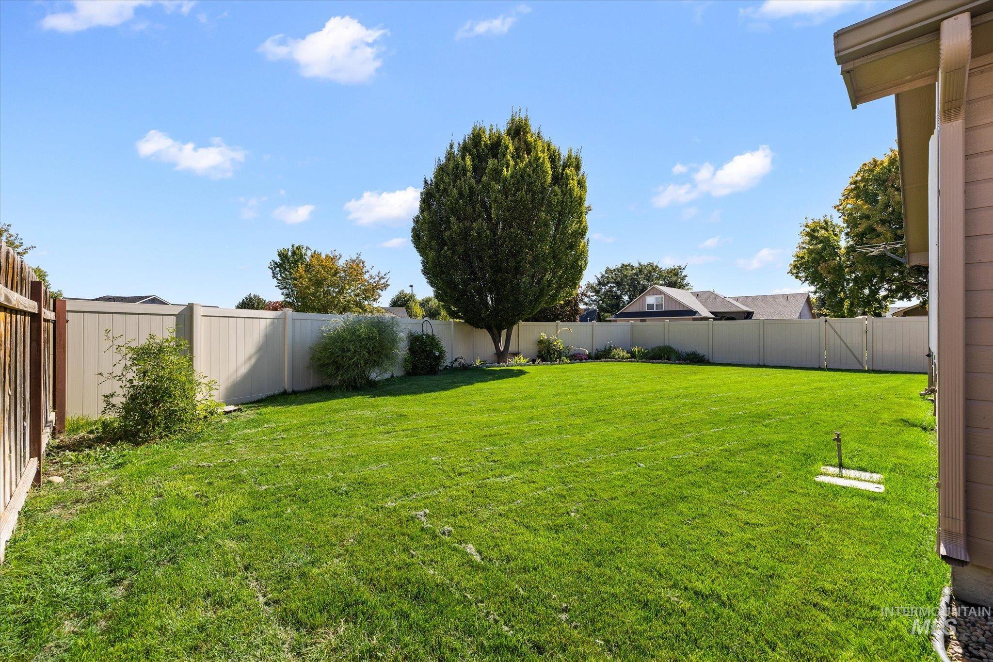 11354 W Mission Pointe Dr