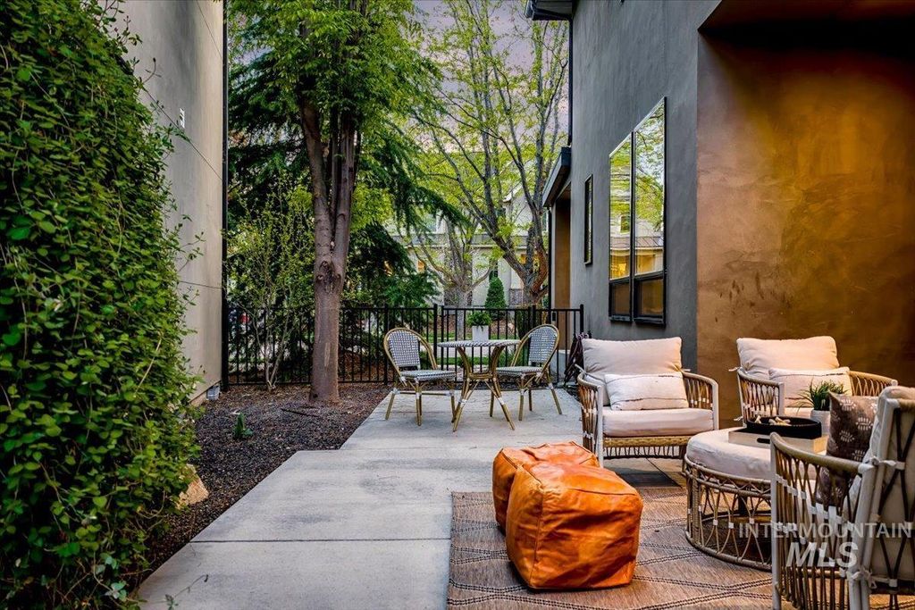 Photo of 5056 E Mill Station Dr, Boise, ID 83716 (MLS # 98983251)