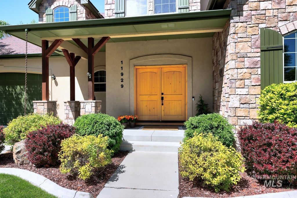 Photo of 11929 N Humphreys Place, Boise, ID 83714 (MLS # 98985437)