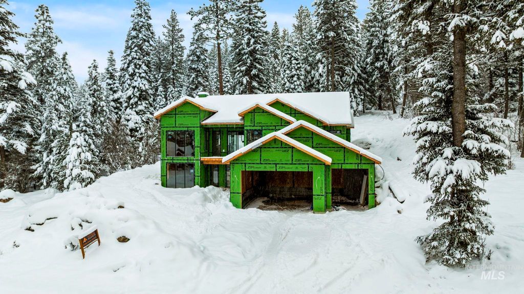 Photo of 1355 Majestic View, McCall, ID 83638 (MLS # 98973457)