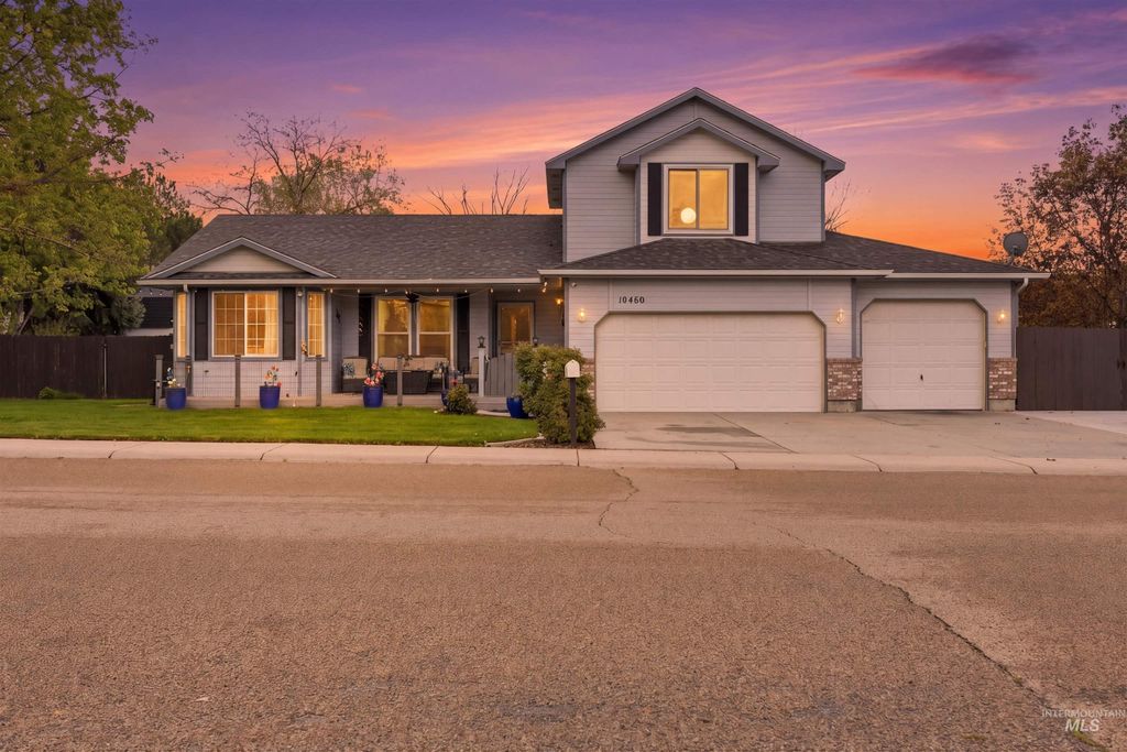 Photo of 16460 Coral Drive, Nampa, ID 83687 (MLS # 98982370)