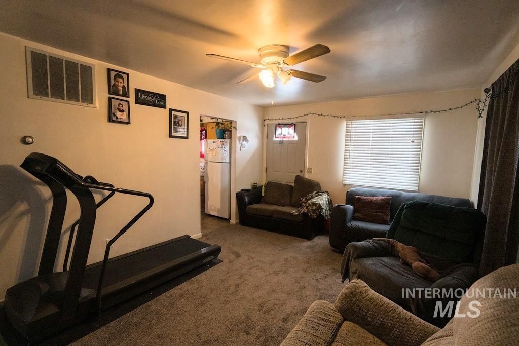 Photo of 410 E 24th Street, Burley, ID 83318 (MLS # 98973435)