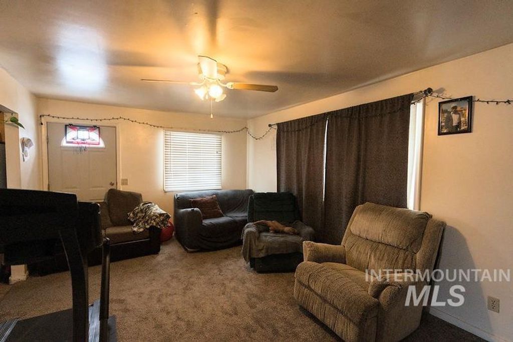 Photo of 410 E 24th Street, Burley, ID 83318 (MLS # 98973435)