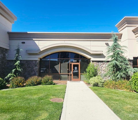 Photo of 2040 South Eagle Road #10, Meridian, ID 83642 (MLS # 99000217)