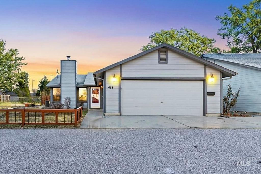Photo of 488 N Chambers Ln, Boise, ID 83706 (MLS # 98974232)