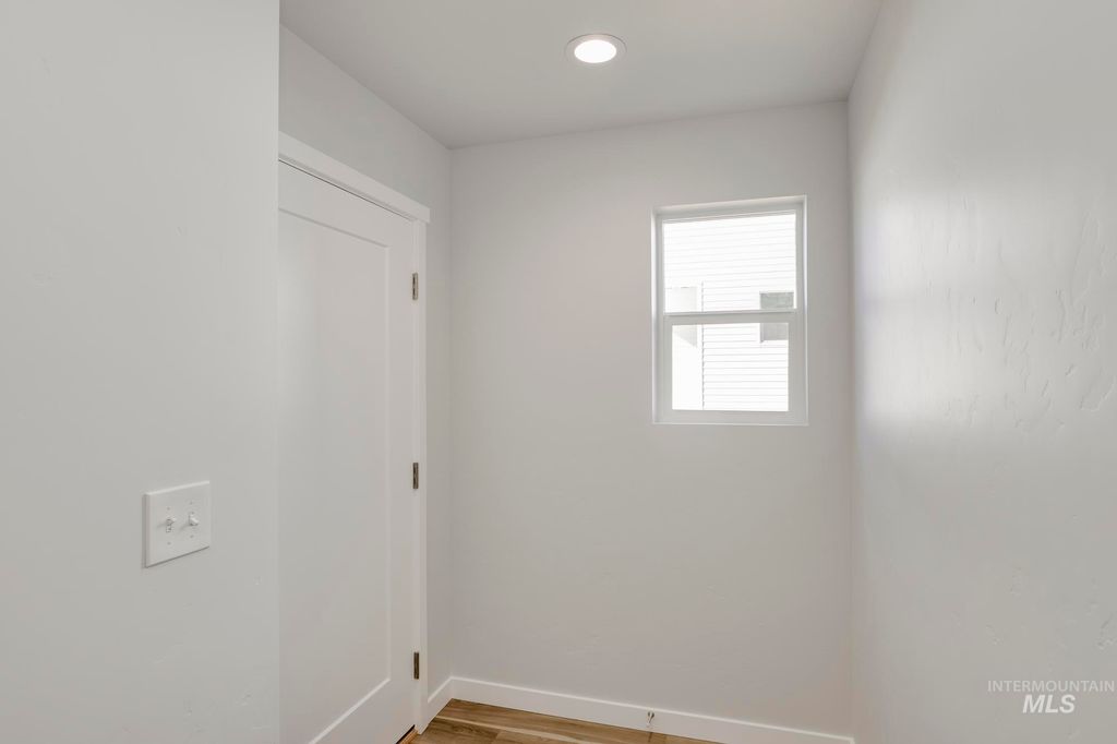 Photo of 2462 W Fallon Lp, Nampa, ID 83651 (MLS # 98968771)