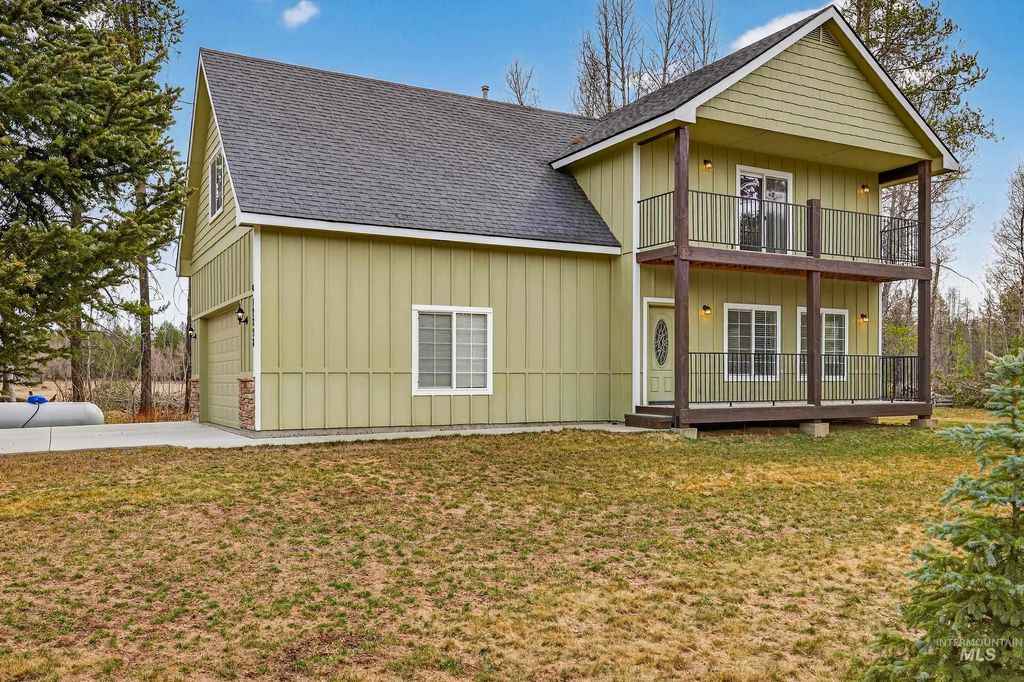 Photo of 12898 Spring Valley Road, Donnelly, ID 83615 (MLS # 98979511)