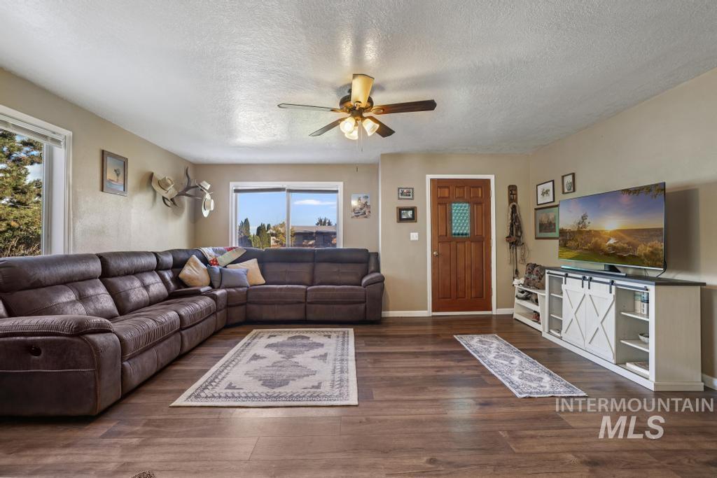 182 Clinton Dr.