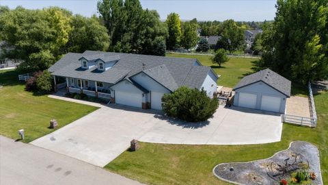 4019 E Man O War Dr Nampa ID 83686