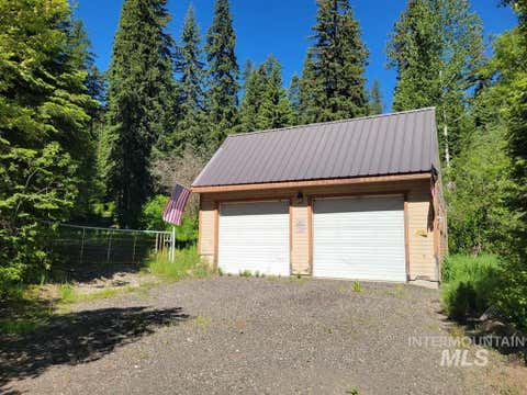 Photo of 671 West Mountain Rd, Cascade, ID 83611 (MLS # 98990843)