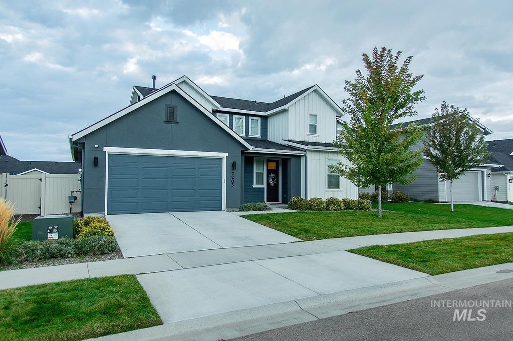 Photo of 2203 N Hose Gulch Ave, Kuna, ID 83634 (MLS # 98963711)