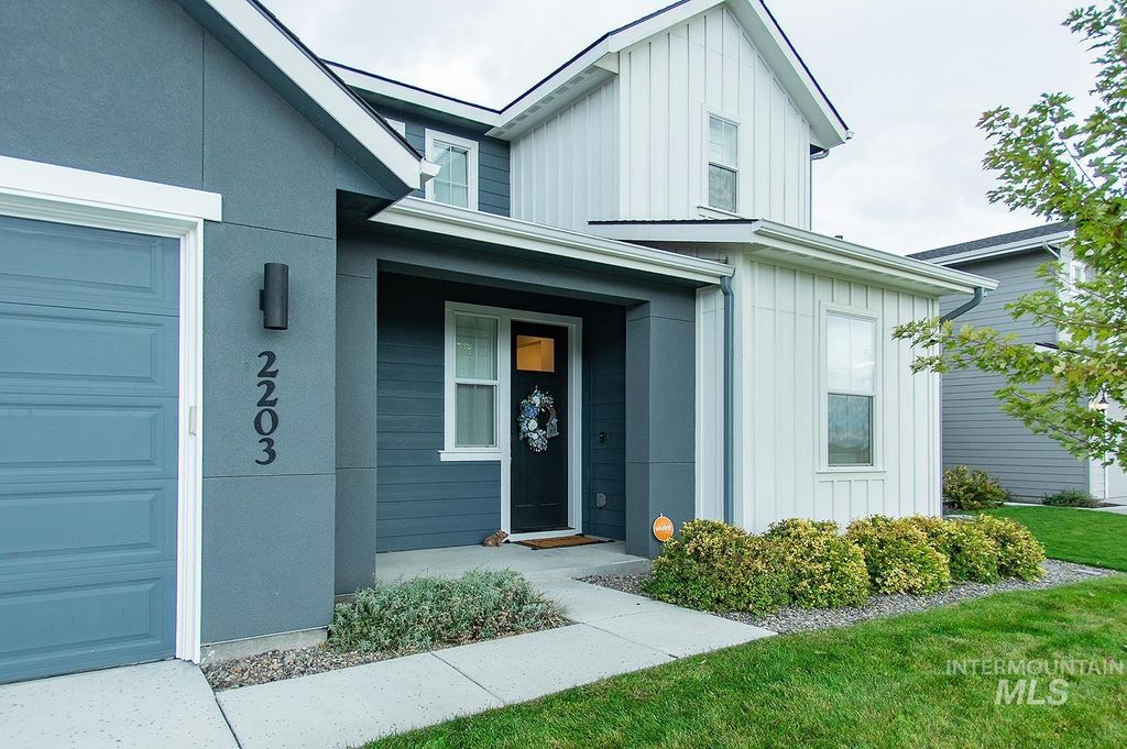 Photo of 2203 N Hose Gulch Ave, Kuna, ID 83634 (MLS # 98963711)