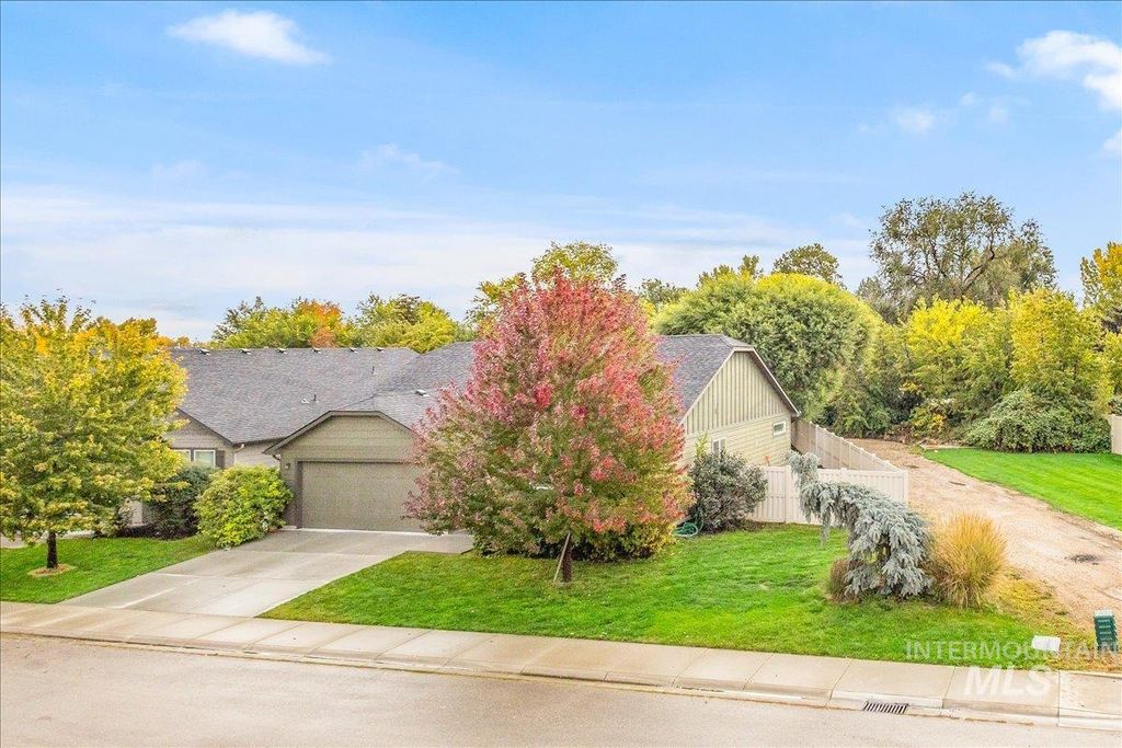 Photo of 10309 W Portola St, Boise, ID 83709 (MLS # 98964829)