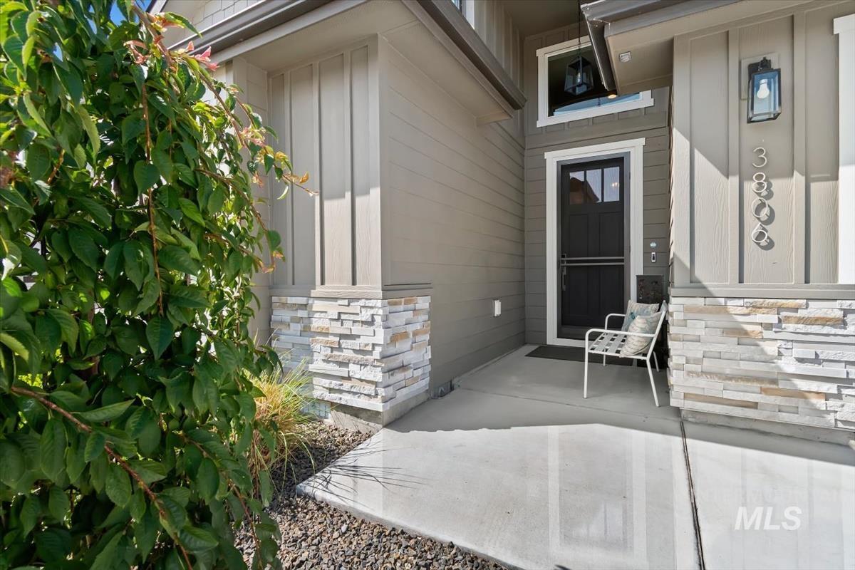 3806 Palisade Avenue