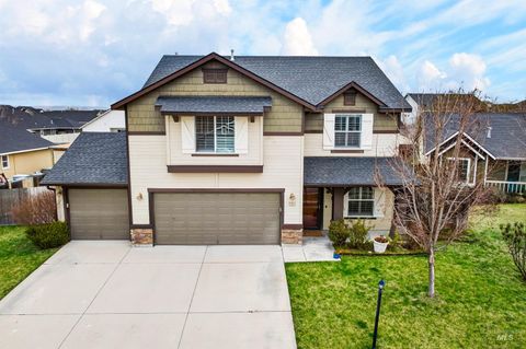 Photo of 1110 N Finsbury Ave, Star, ID 83669 (MLS # 98978080)