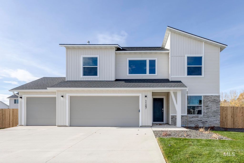 Photo of 3030 S Maple Ranch Way, Nampa, ID 83686 (MLS # 98971482)