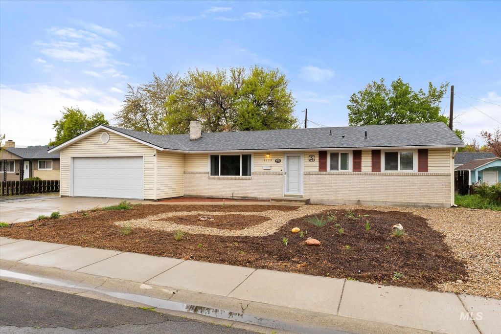 Photo of 6159 S Grandjean Pl, Boise, ID 83709 (MLS # 98982054)