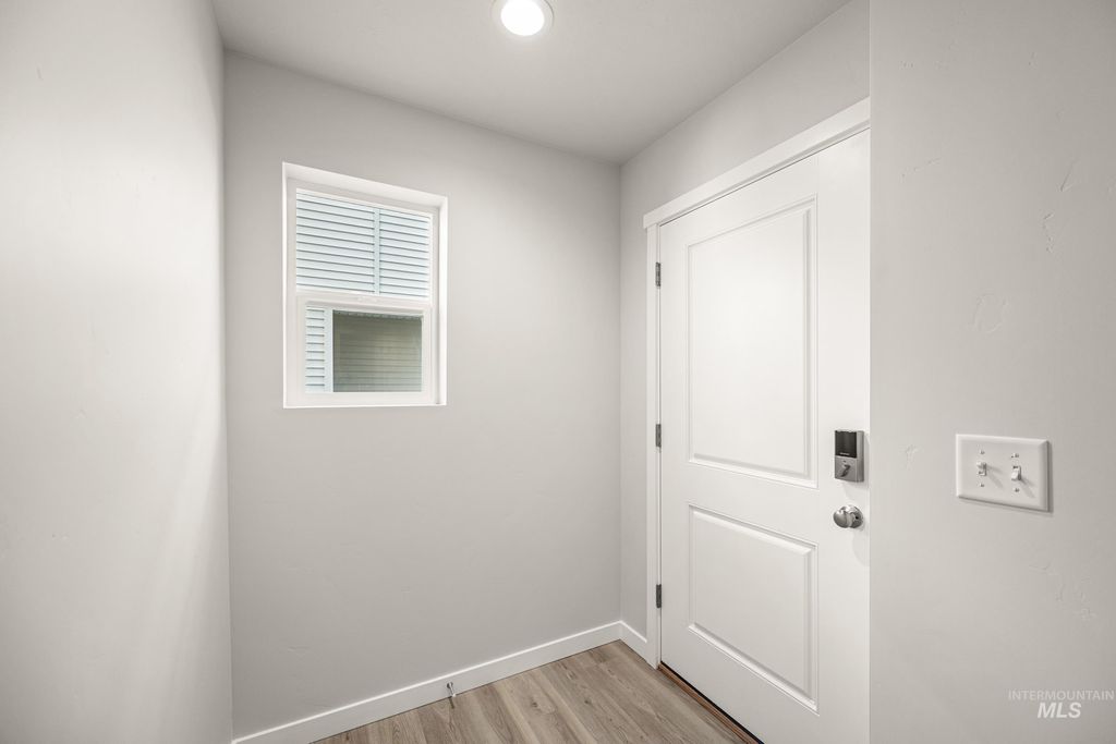 Photo of 29 S Sweetgrass Pl, Nampa, ID 83651 (MLS # 98976277)