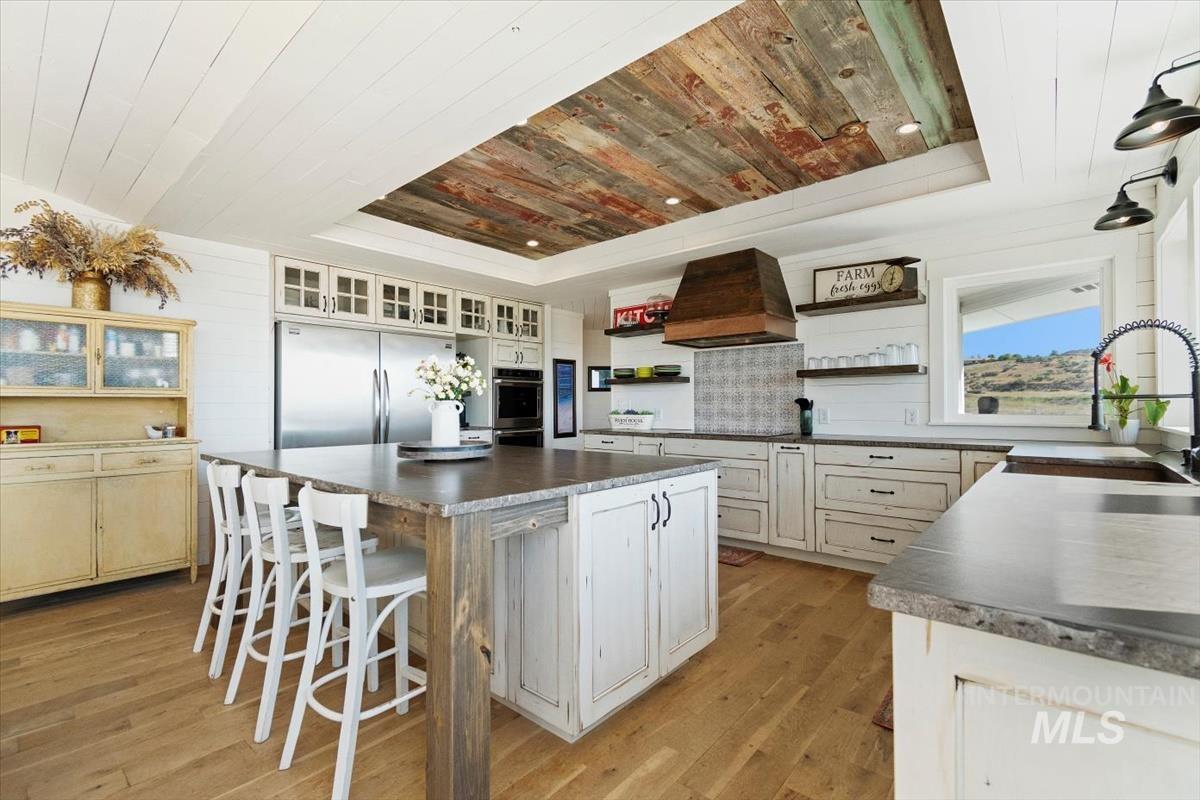 10200 W Scenic View