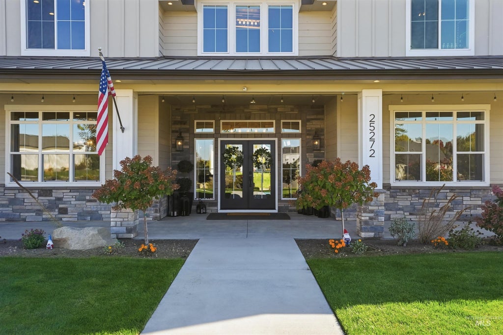 Photo of 25272 Havard Oak Place, Caldwell, ID 83607 (MLS # 99003994)